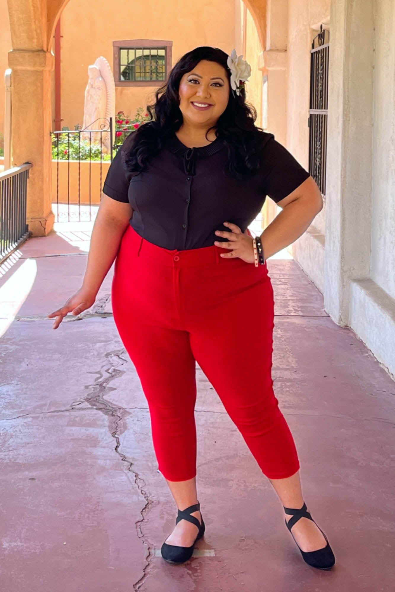 Luisa Capri in Pinup Red