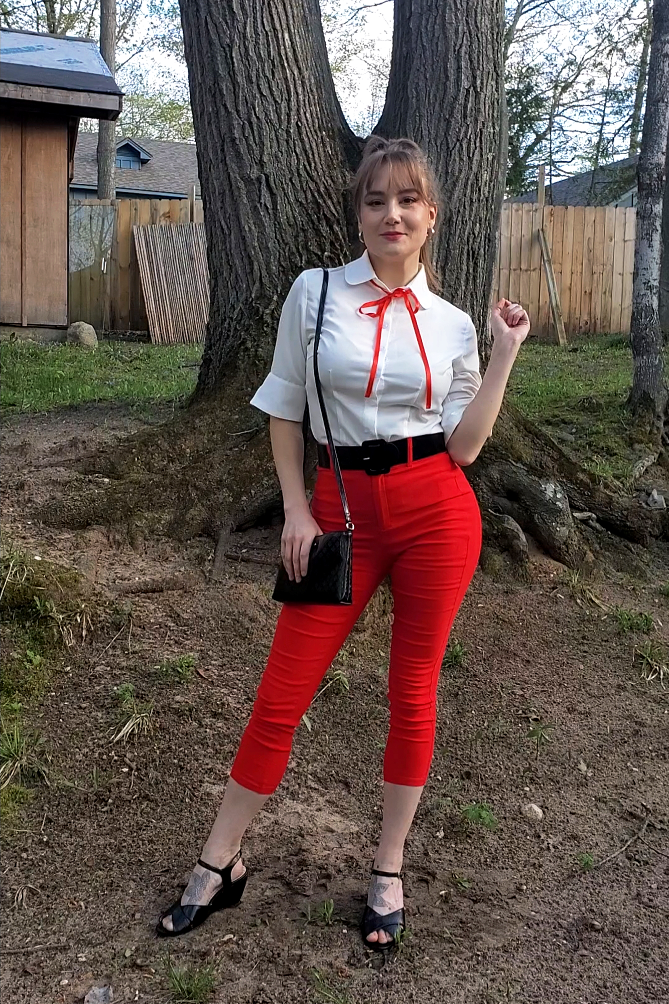 Luisa Capri in Pinup Red